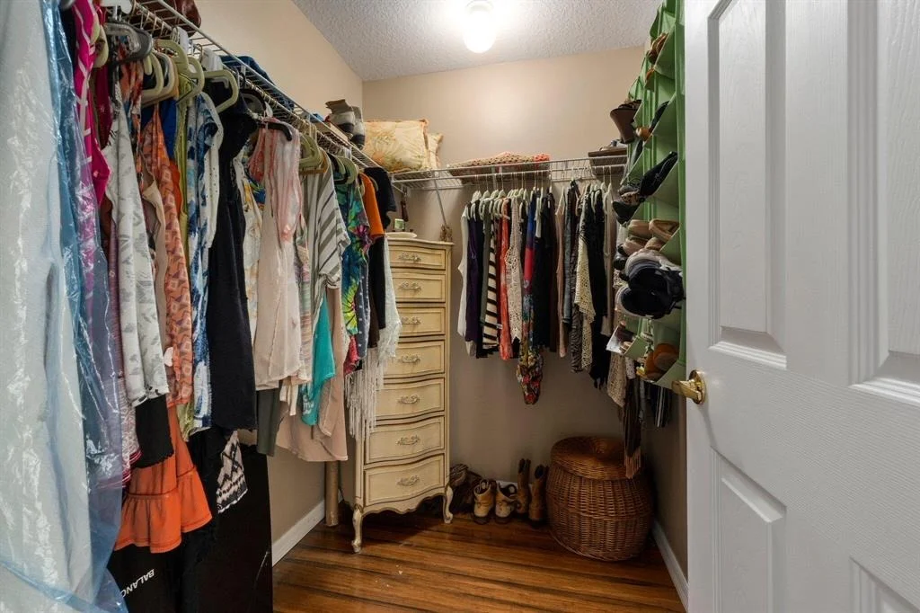 Photo of 5501 Pinetree Drive