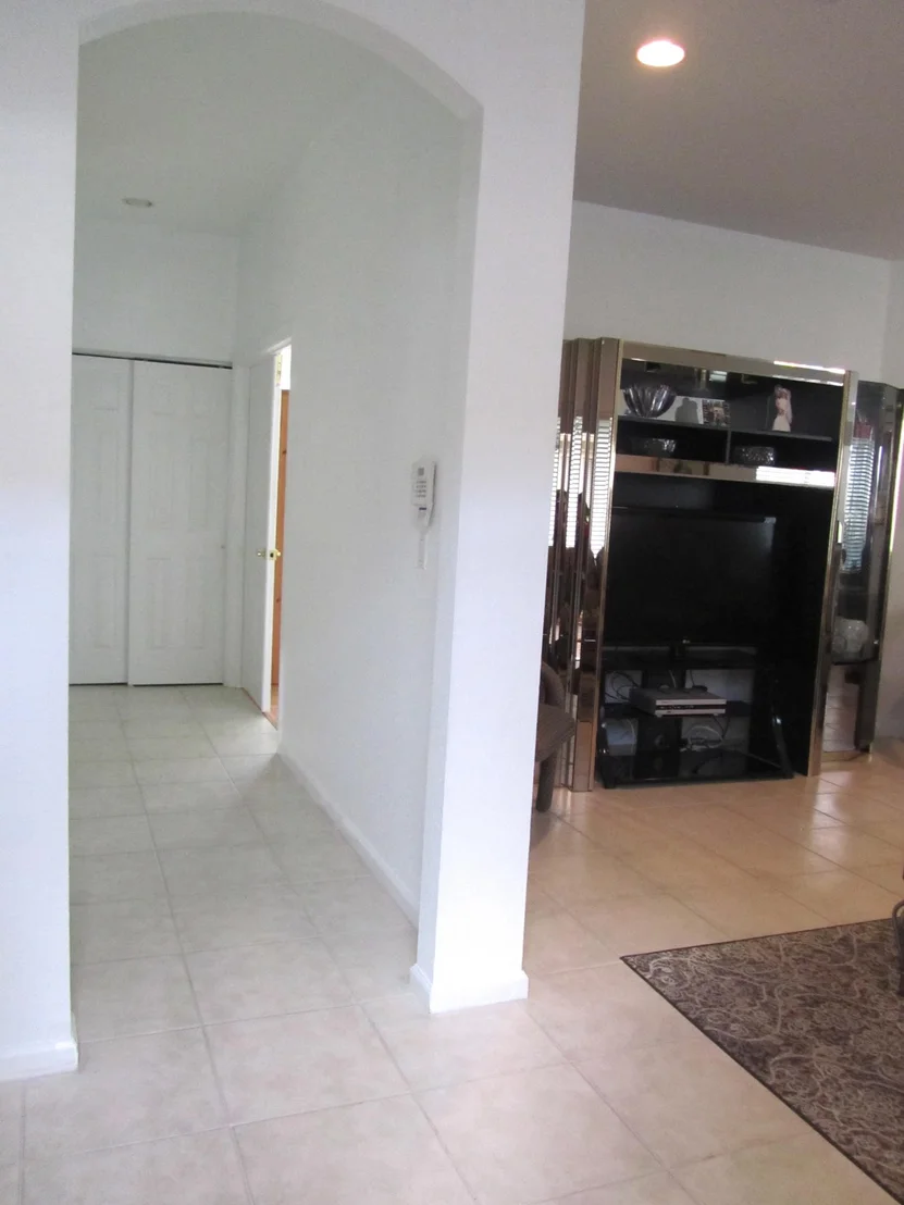 Photo of 8077 Brindisi Lane