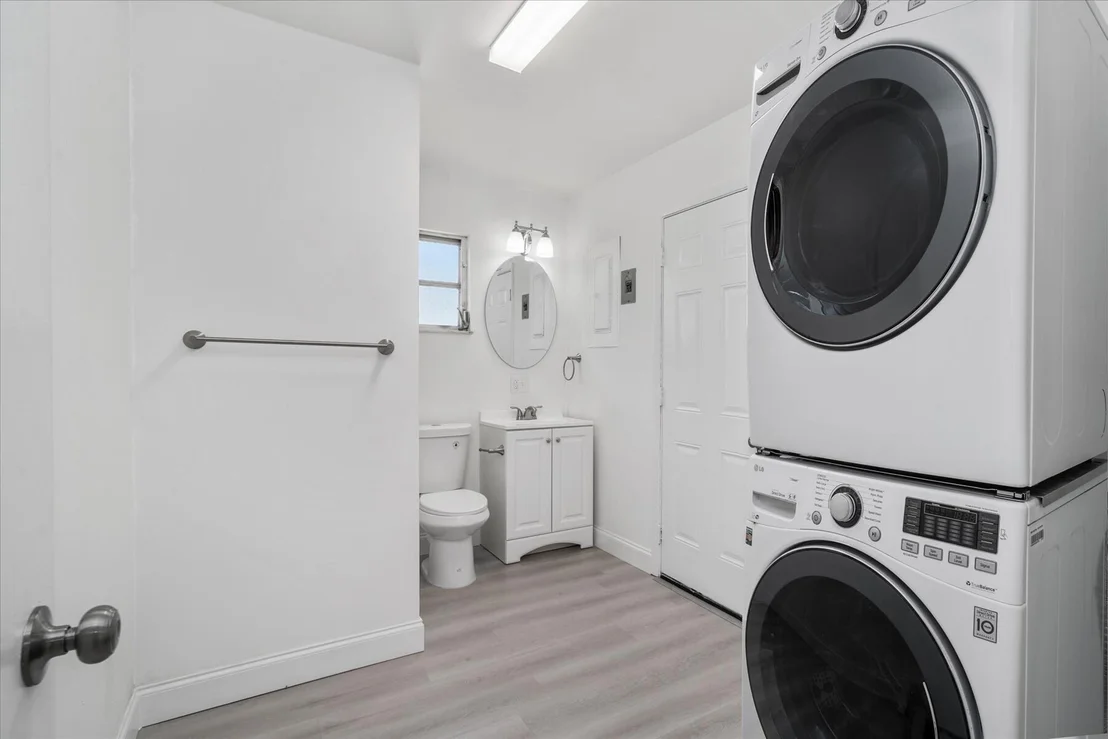 Photo of 421 Oak Street