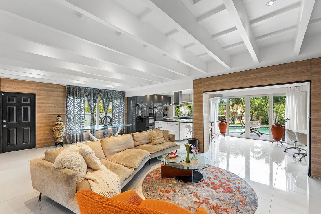 Photo of 5660 Nassau Drive