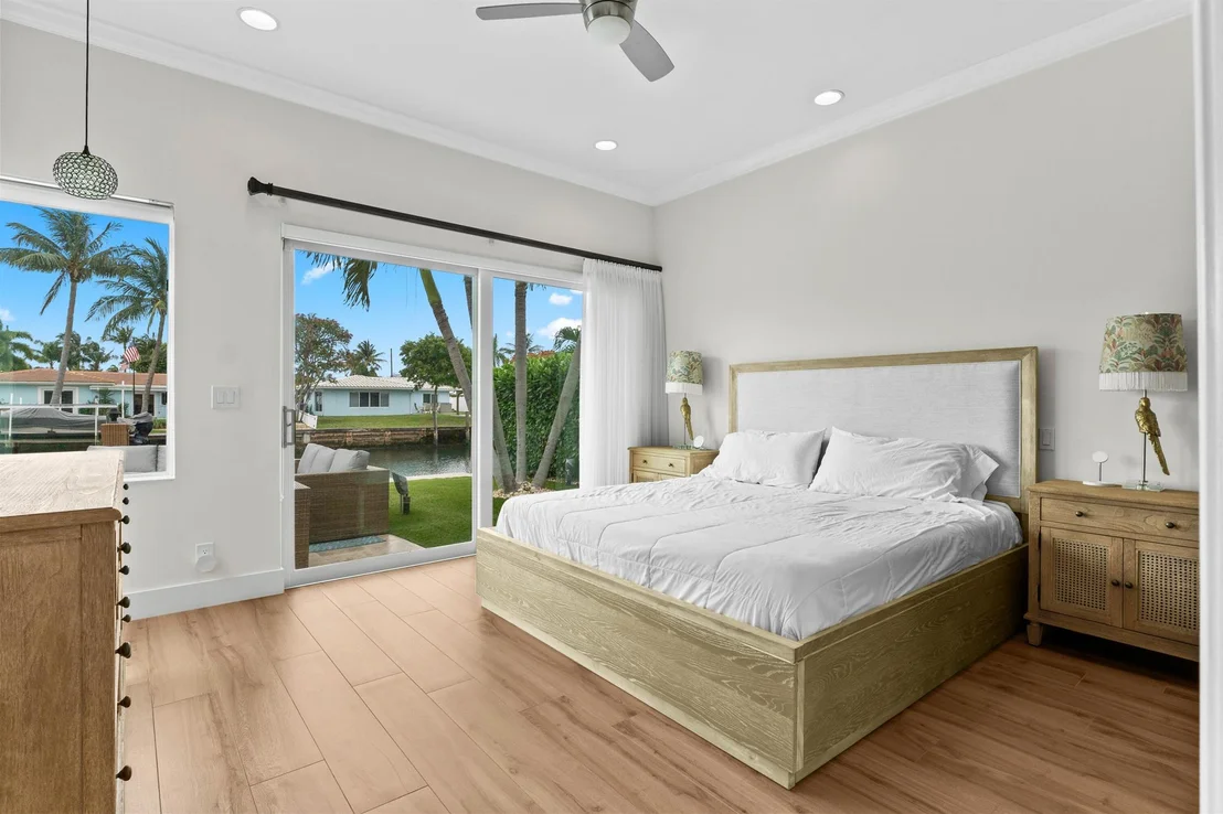 Photo of 400 SE 5th Terrace