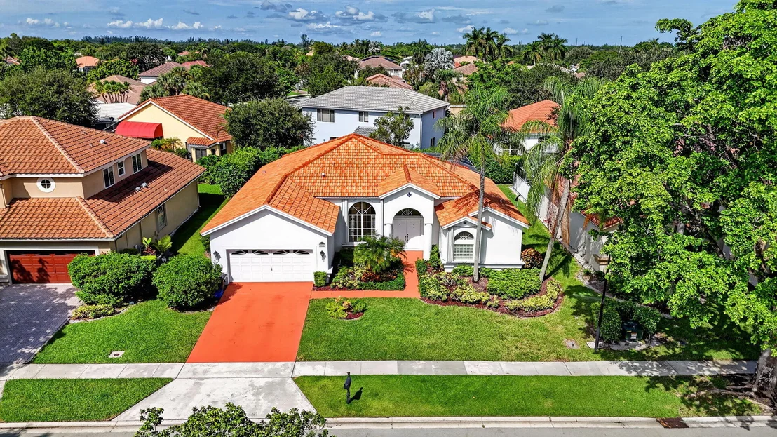 Photo of 10031 Lexington Estates Boulevard