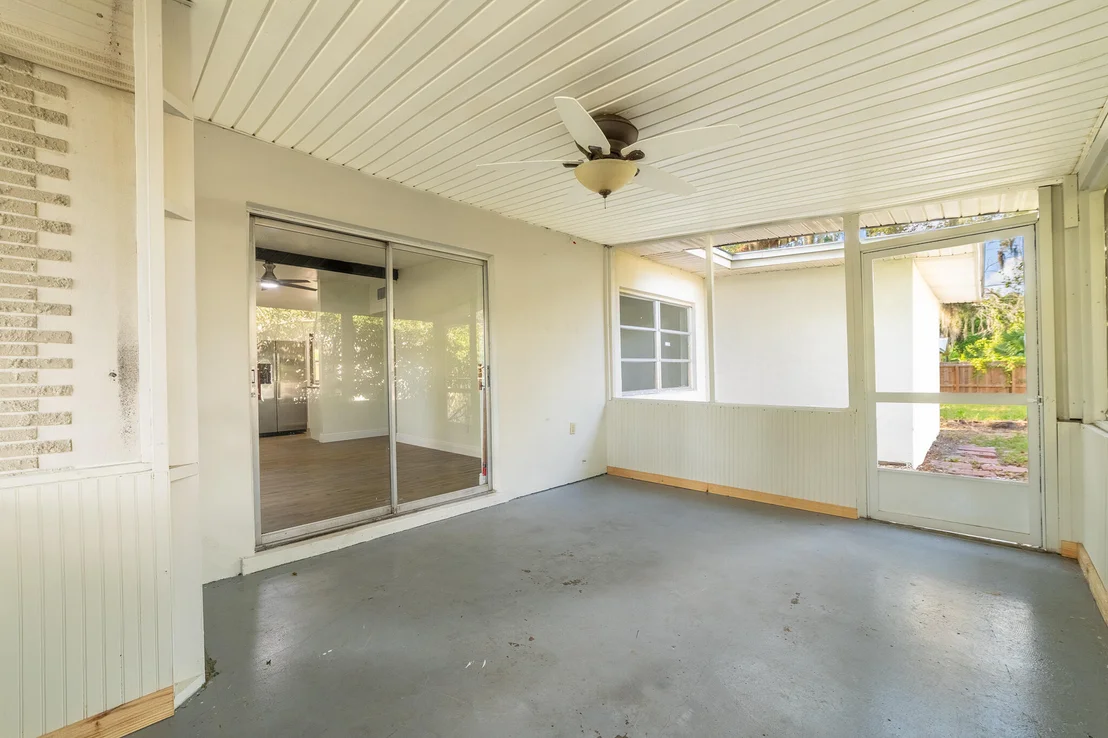 Photo of 809 SE 10th Street