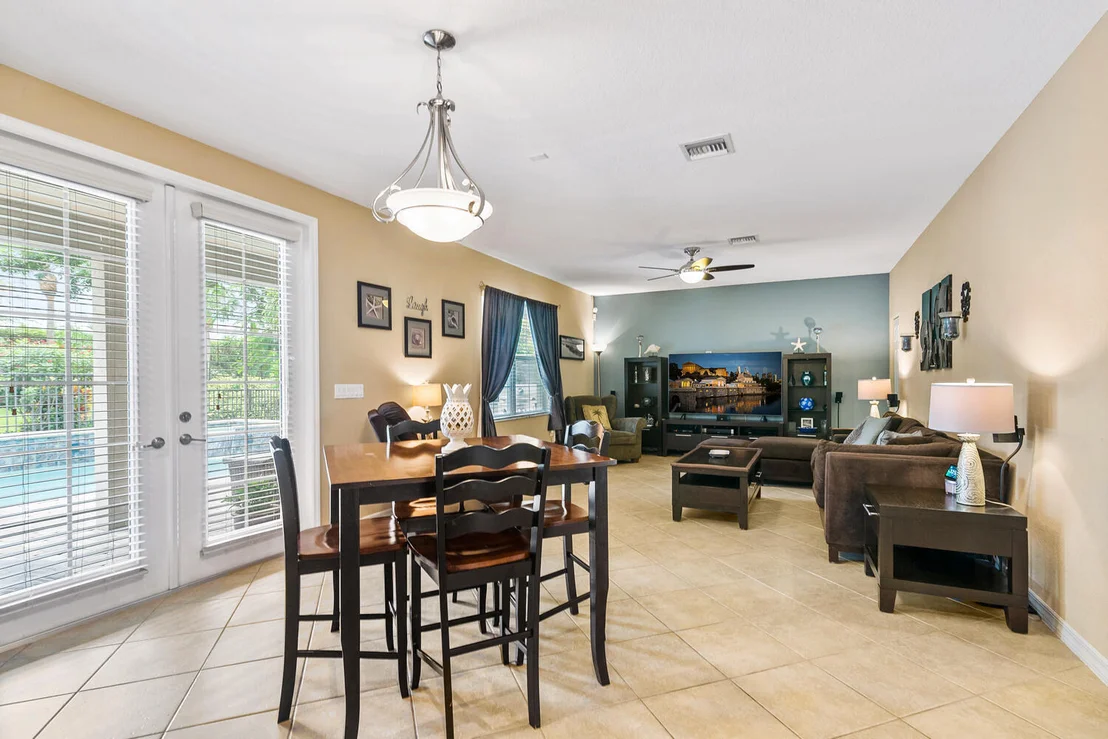 Photo of 10652 Ivanhoe Lane