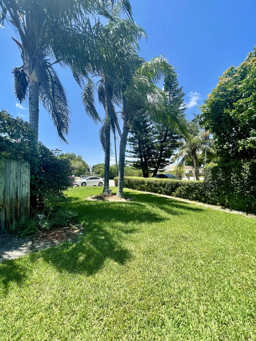 Photo of 4382 Marlin Street