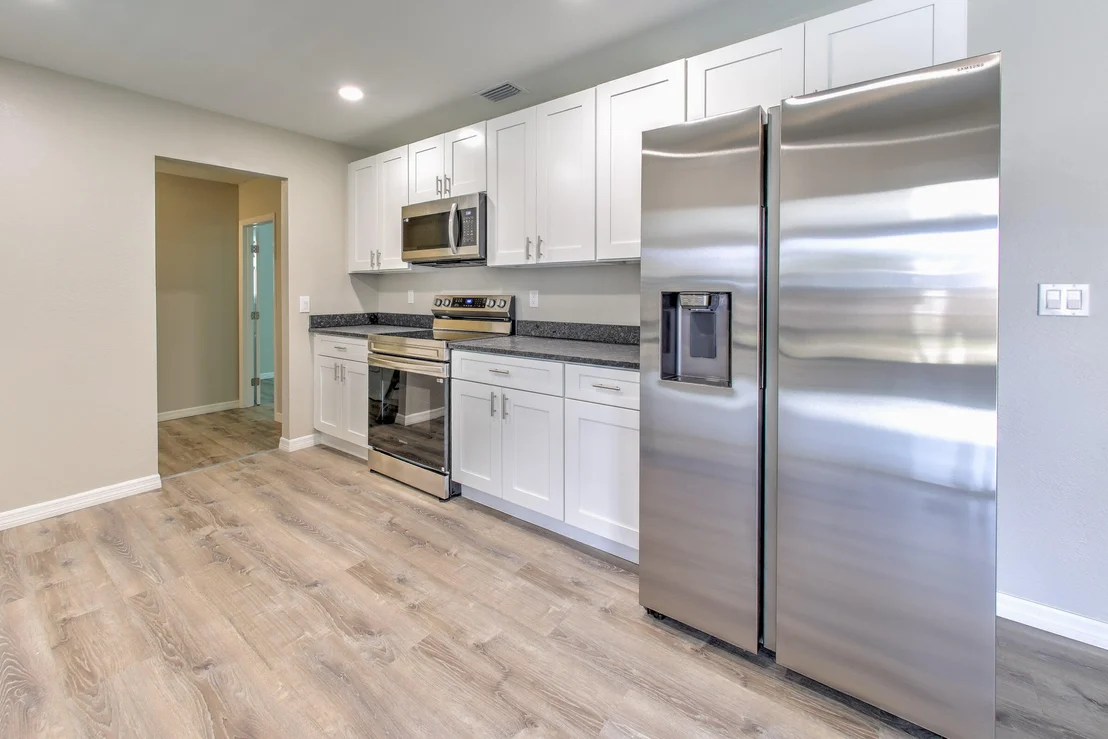 Photo of 5103 Sunset Boulevard