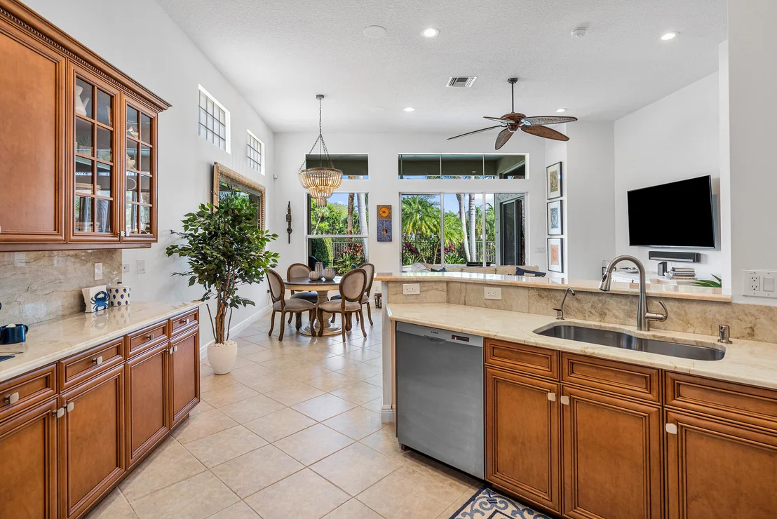 Photo of 8179 Valhalla Drive