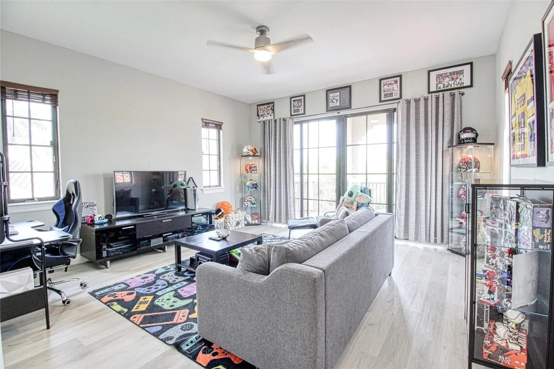 Photo of 9551 Eden Manor