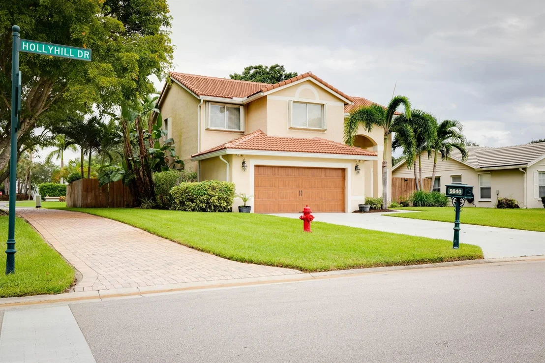 Photo of 9840 Holly Hill Drive