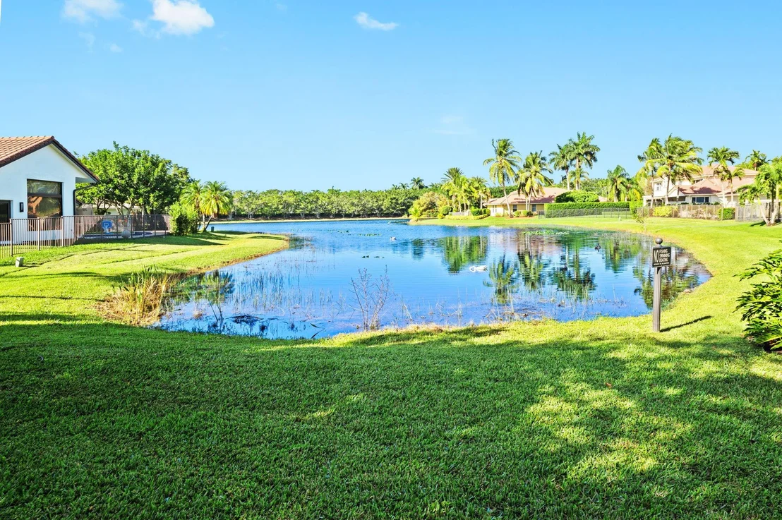 Photo of 804 Heron Road