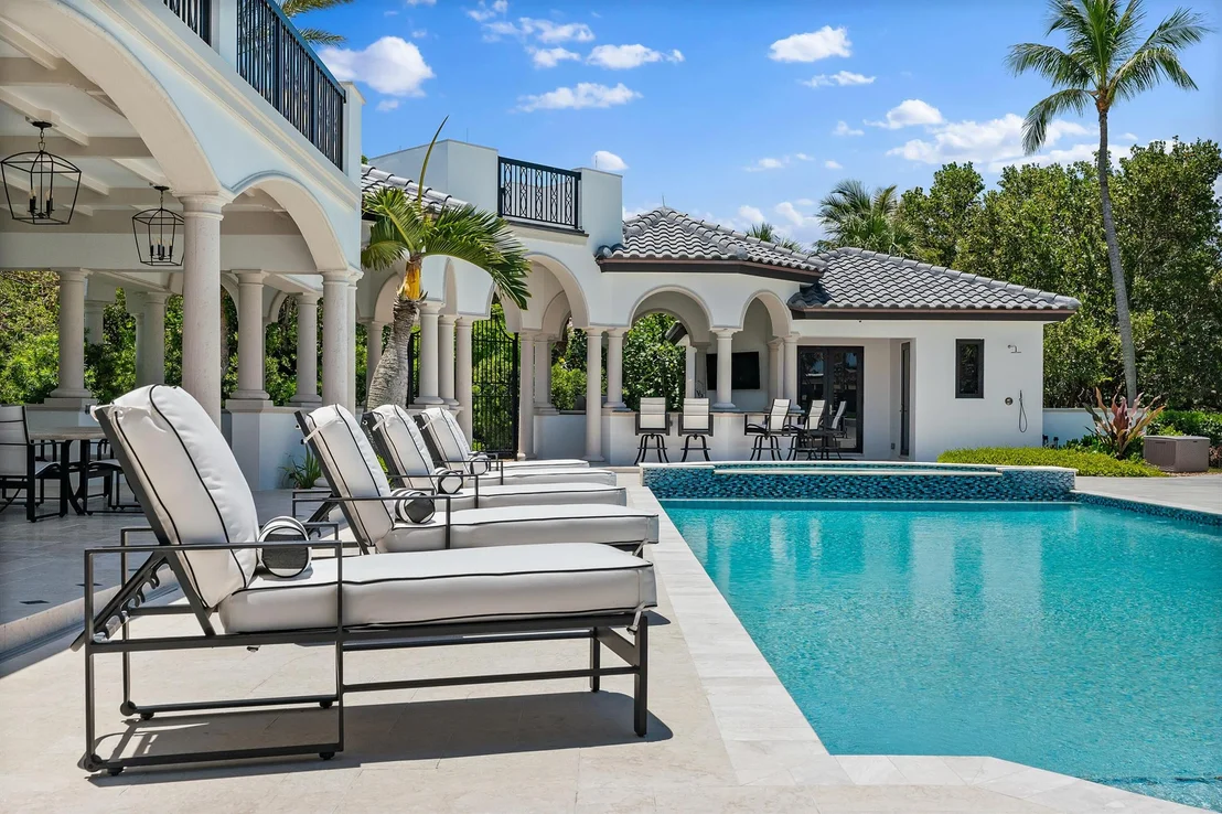 Photo of 3057 SE Dune Drive
