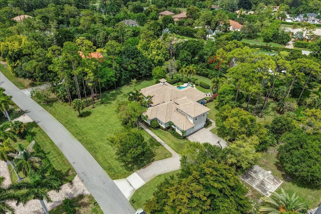 Photo of 378 Squire Drive