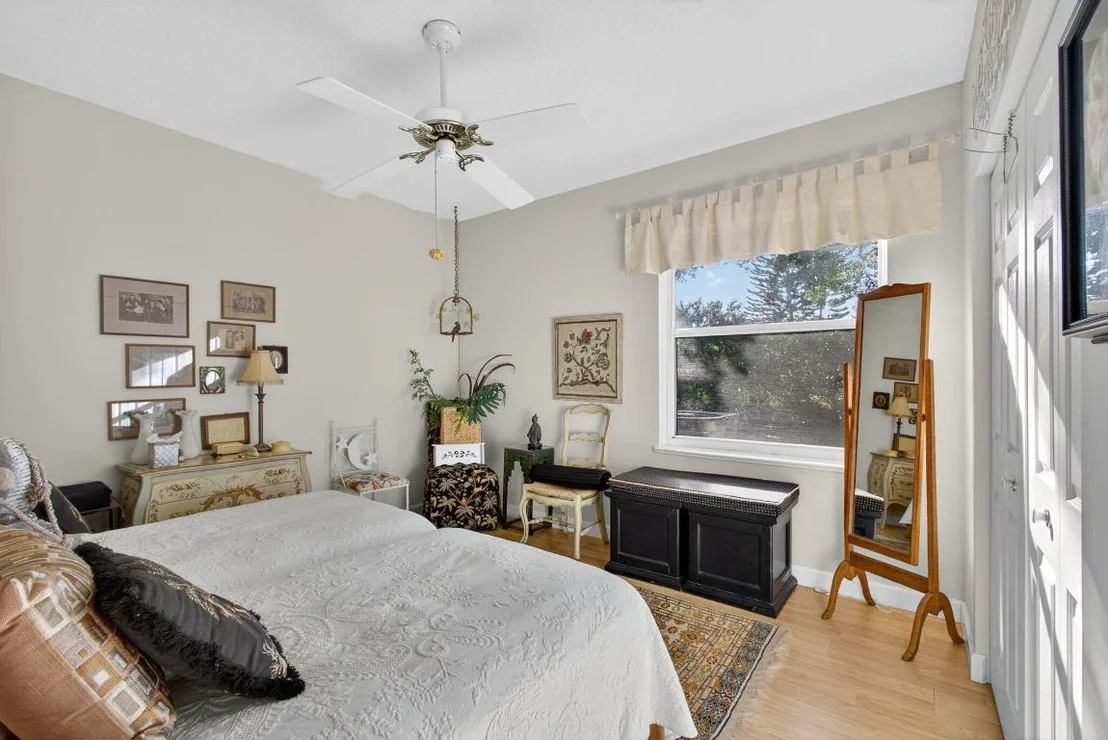 Photo of 9923 SE Oak Tree Terrace