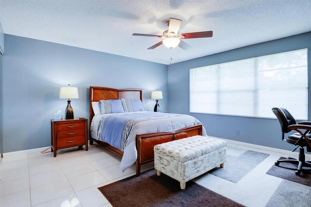 Photo of Unit B at 14200 Nesting Way