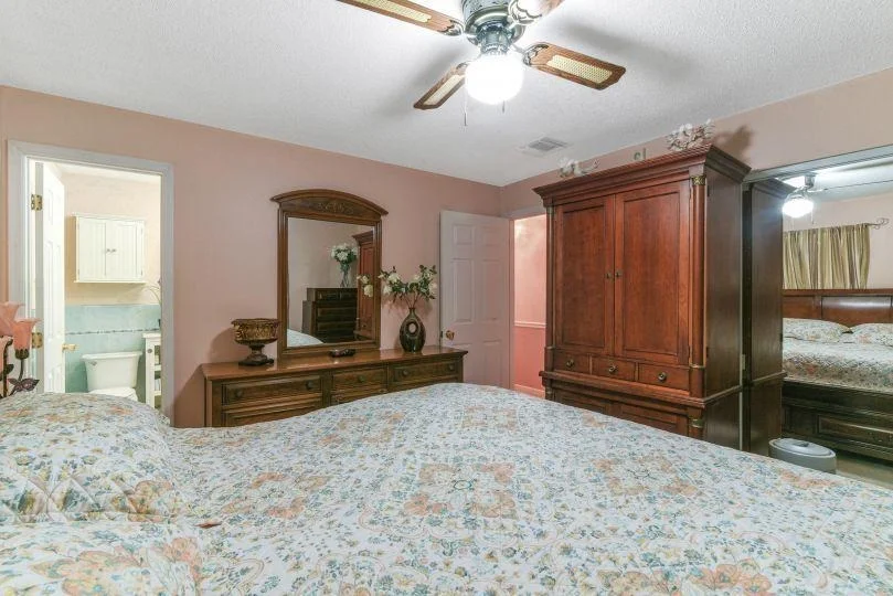 Photo of 2880 Dolphin Circle