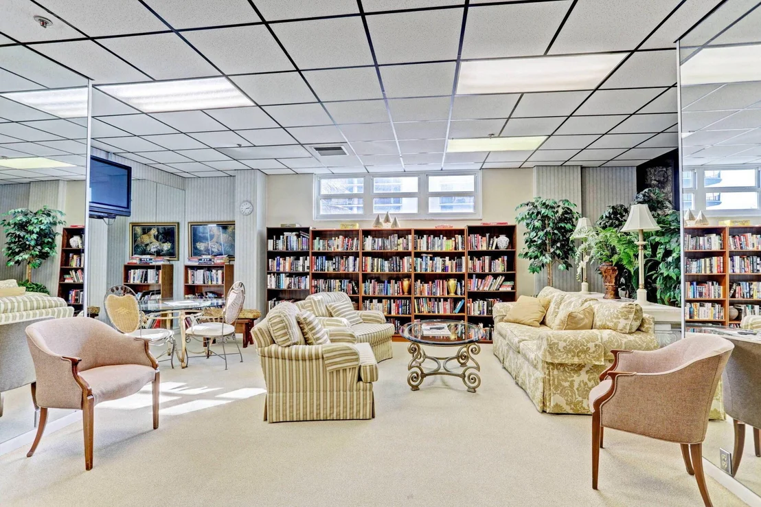 Photo of Unit 607 at 5440 N Ocean Drive