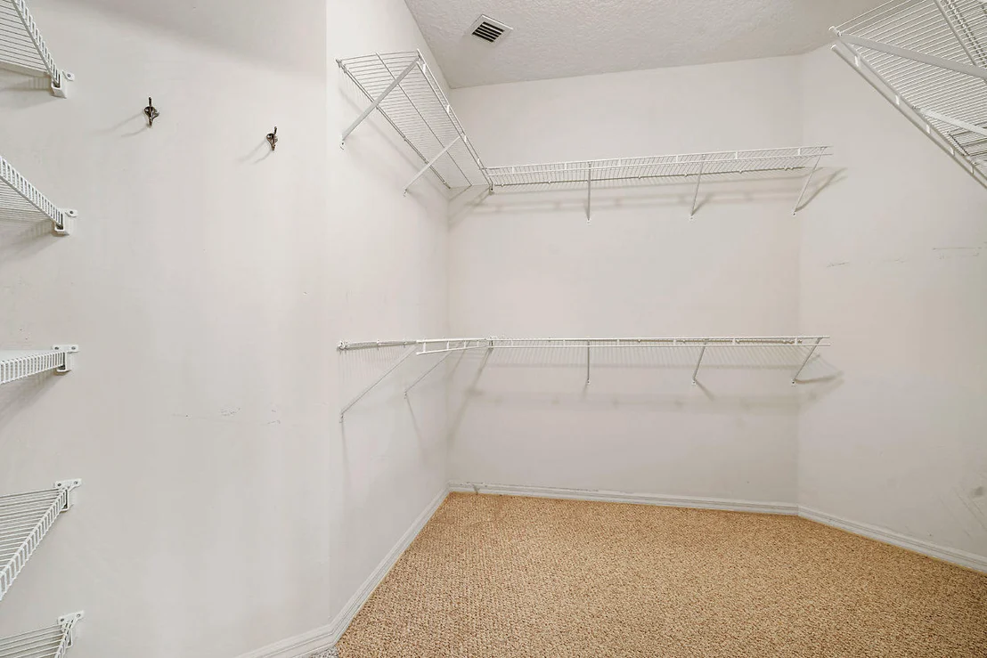 Photo of 6253 Heliconia Road