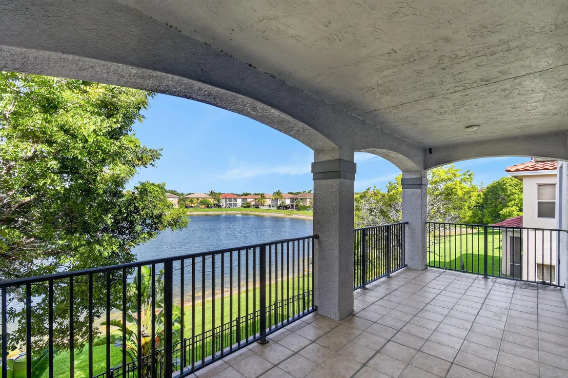 Photo of 700 Cresta Circle