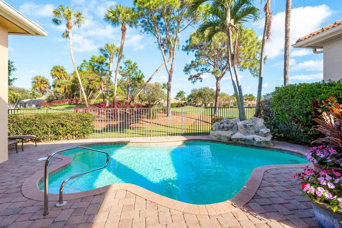 Photo of 8161 Valhalla Drive