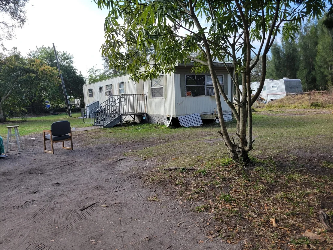 Photo of 35 Palm Circle