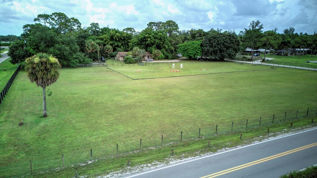 Photo of 2340 B Road