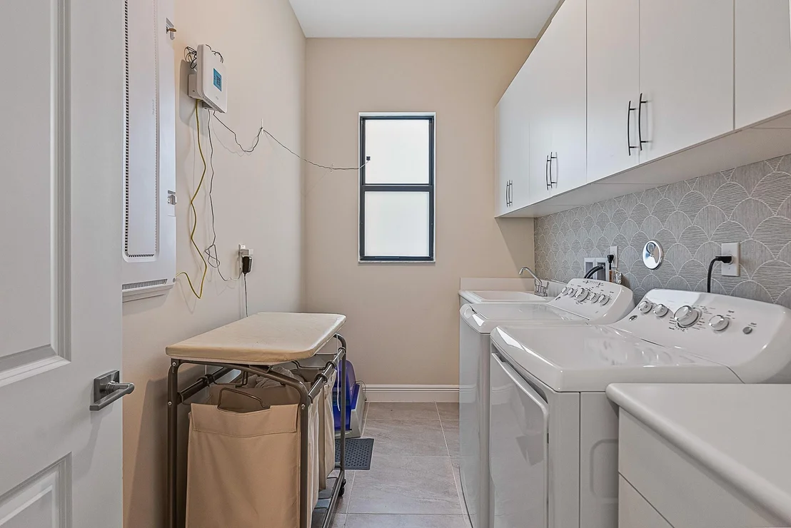 Photo of 9335 Bayside Circle