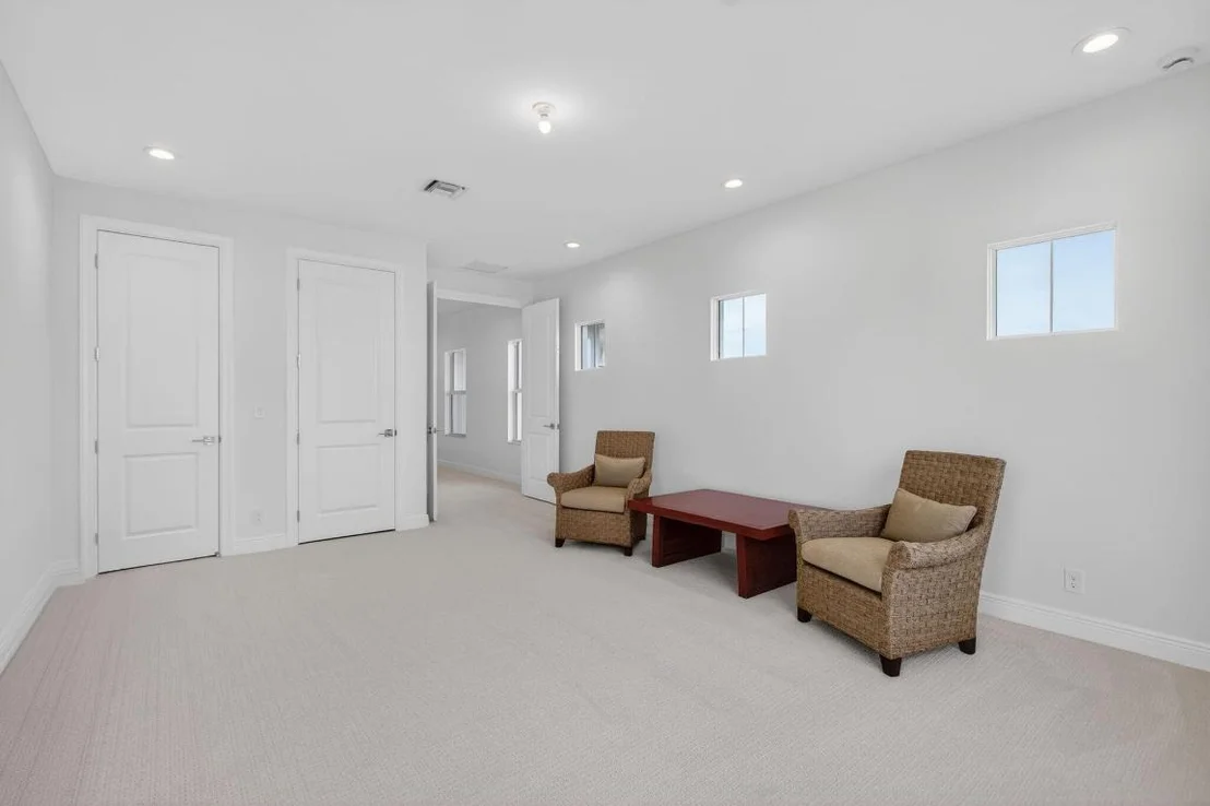Photo of 9249 Crestview Circle