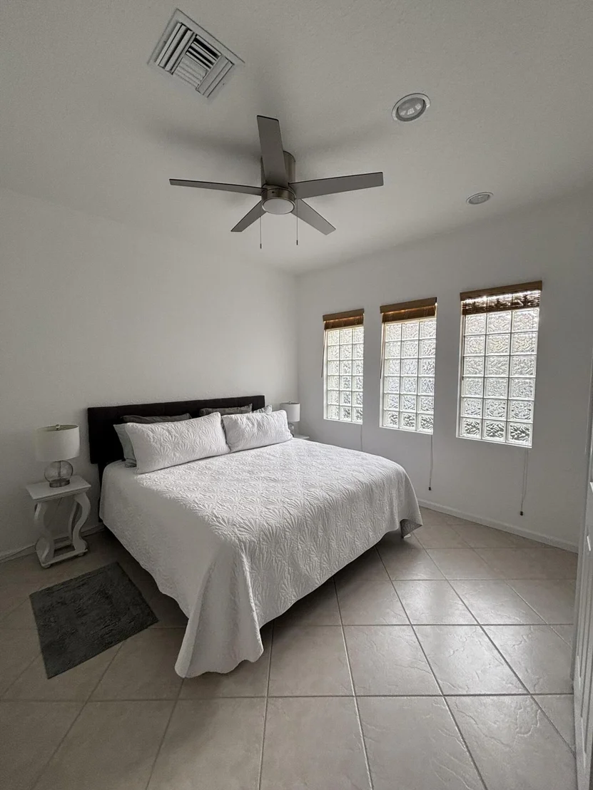Photo of 9142 BAY POINT Circle