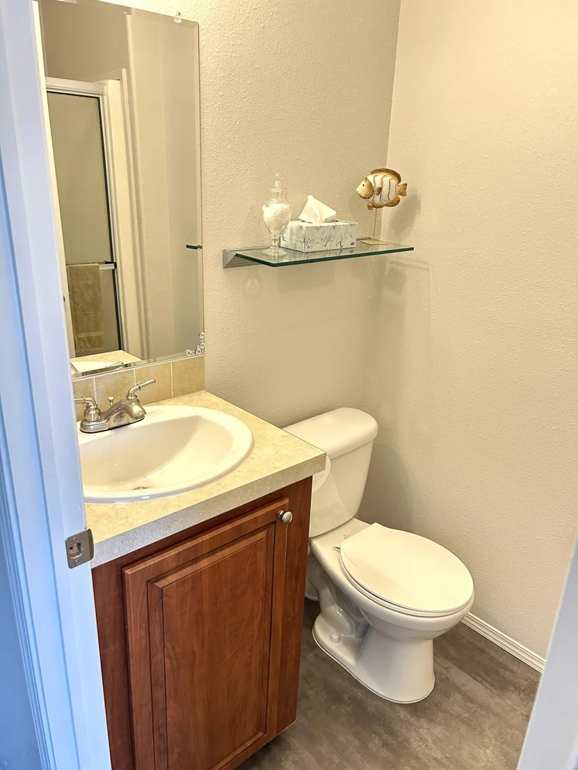 Photo of 613 Jasmine Lane