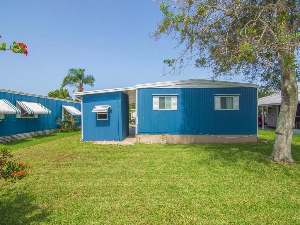 Photo of 1033 Oriole Circle