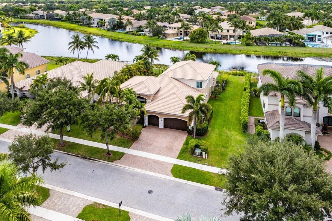 Photo of 11830 Windmill Lake Drive