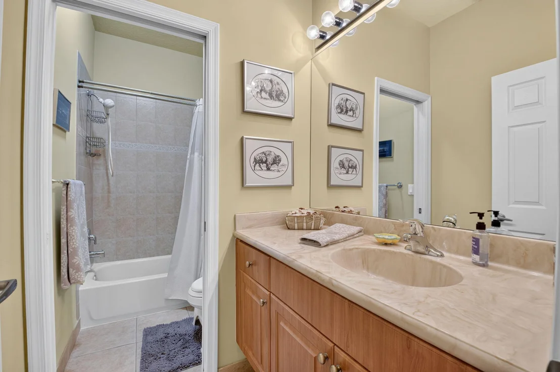 Photo of 4012 Artesa Drive