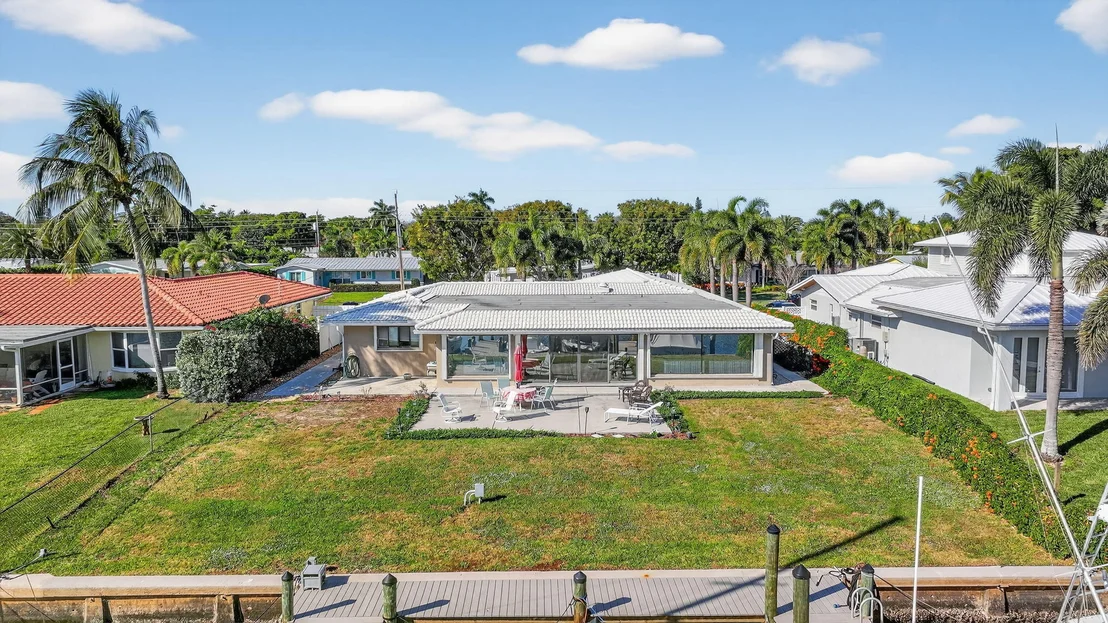 Photo of 752 Lagoon Drive