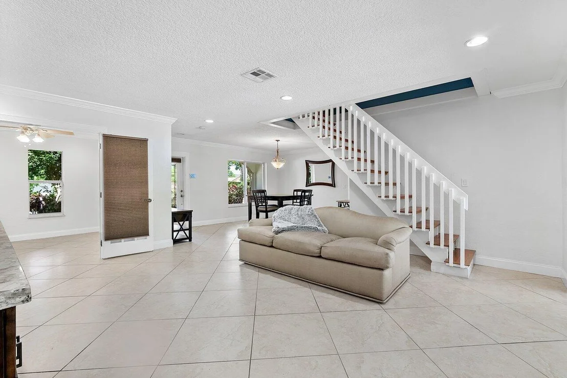 Photo of 401 NW 13th Drive