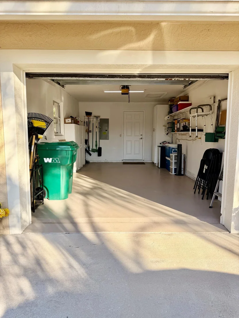 Photo of 3218 NW 33rd Avenue