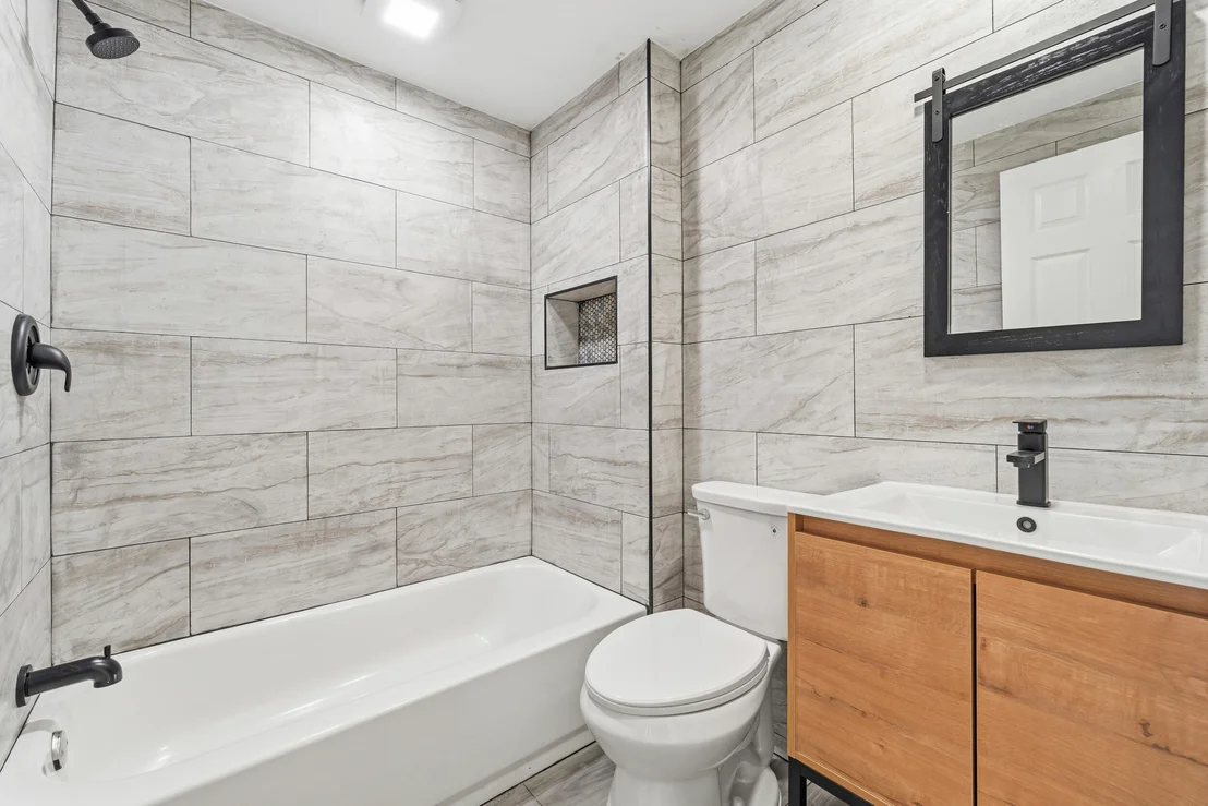 Photo of 1566 NW 9th Avenue