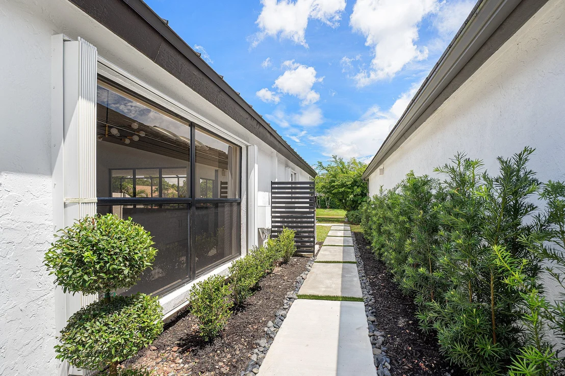 Photo of 11152 HIGHLAND Circle