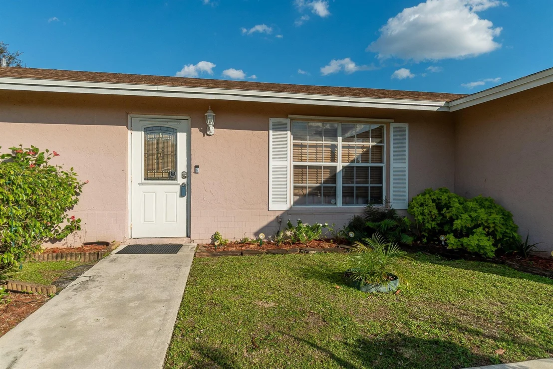 Photo of 178 Martin Circle
