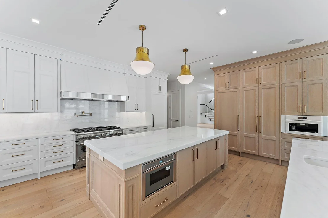 Photo of 21 Bay Harbor Road