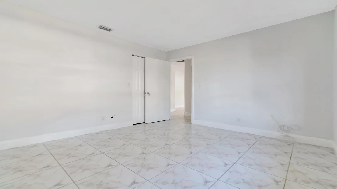 Photo of 6188 Moonbeam Drive
