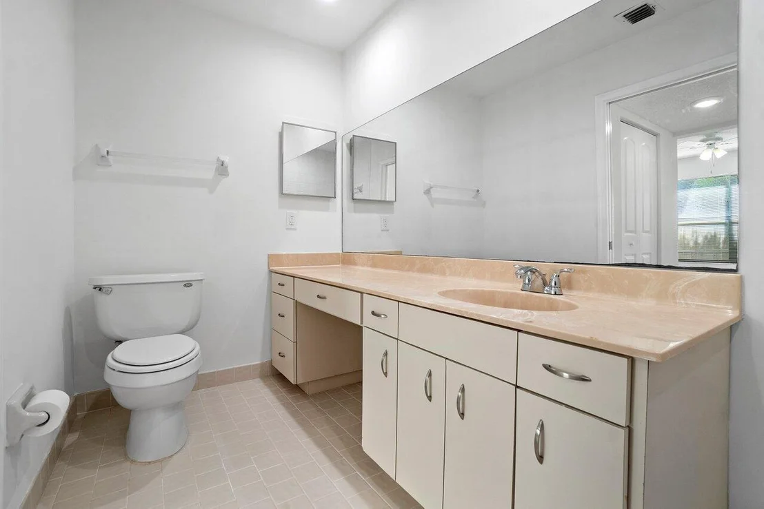 Photo of 98 Azalea Circle