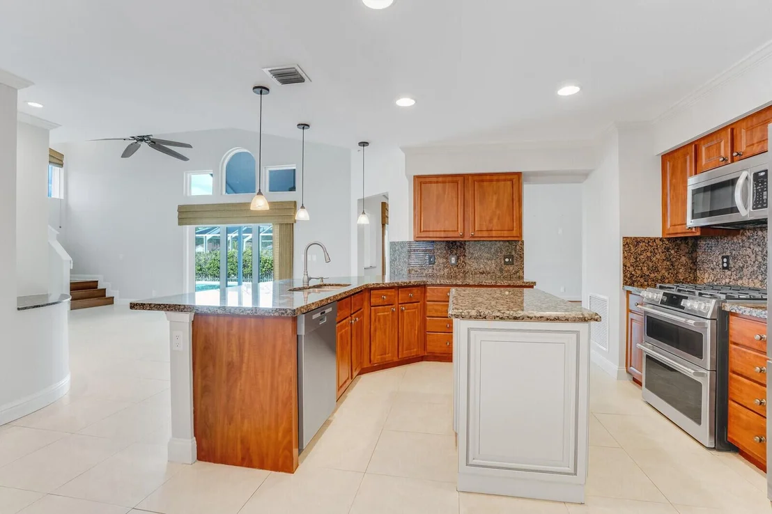 Photo of 141 Bent Tree Drive