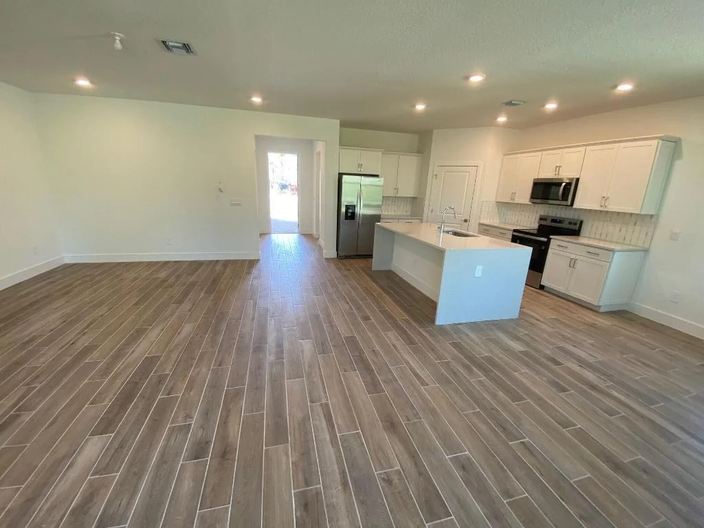 Photo of 6901 SE Park Trace Drive