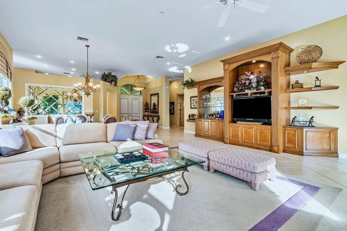 Photo of 56 Island Drive