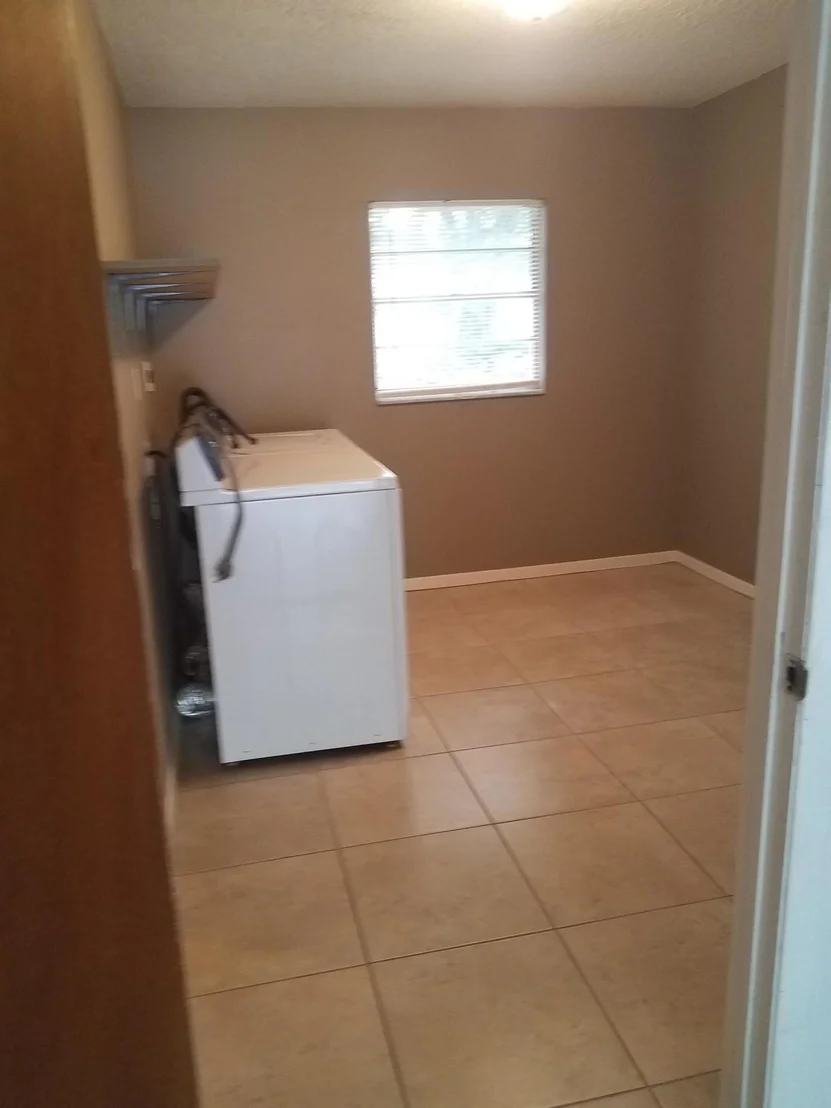 Photo of 303 Bartow Street
