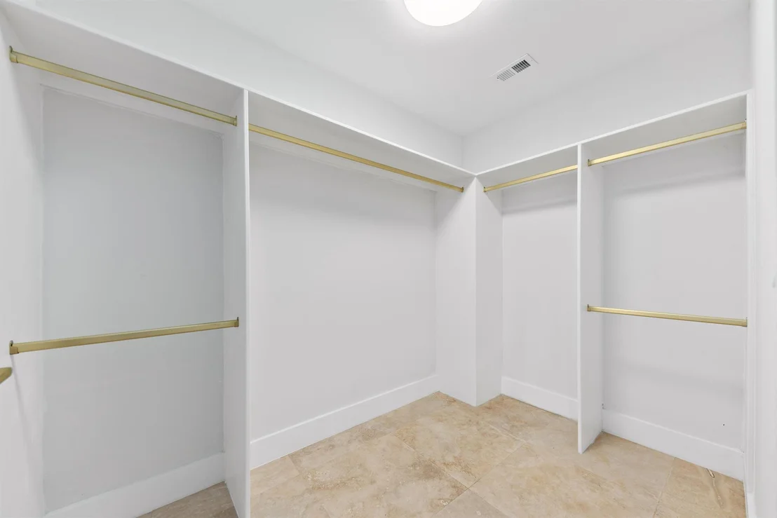 Photo of 4430 SE Bayshore Terrace