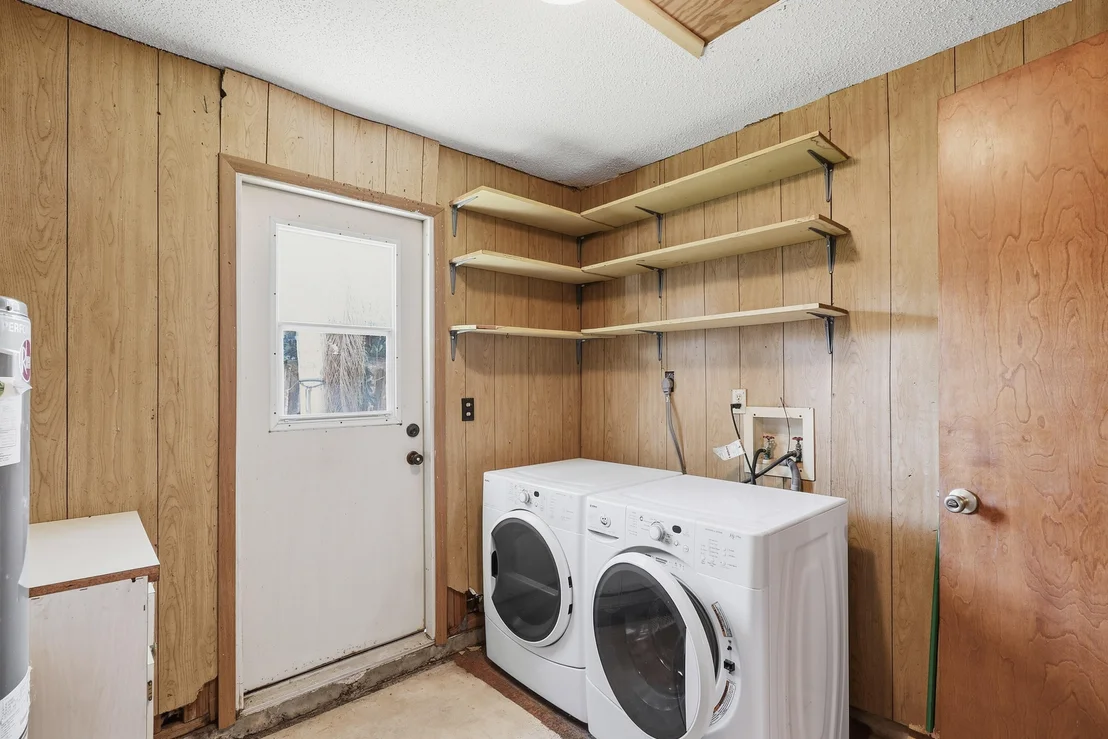 Photo of 596 Greenwood Drive
