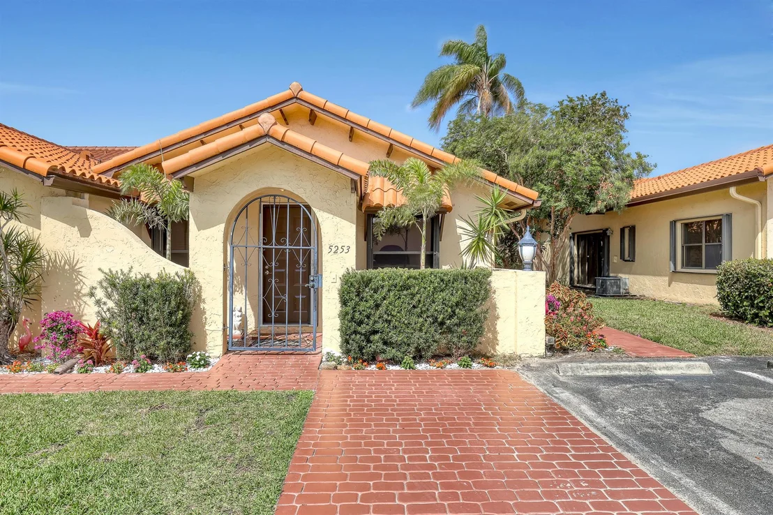Photo of 5253 Bolero Circle
