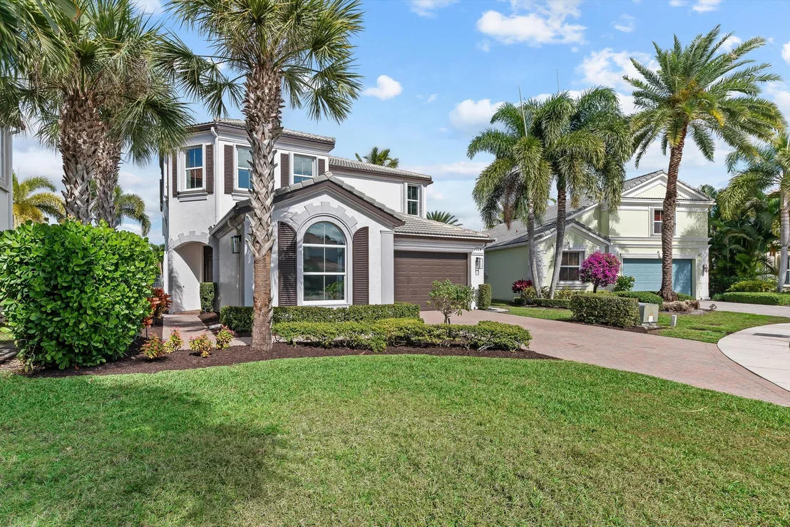 Photo of 9724 Phipps Lane