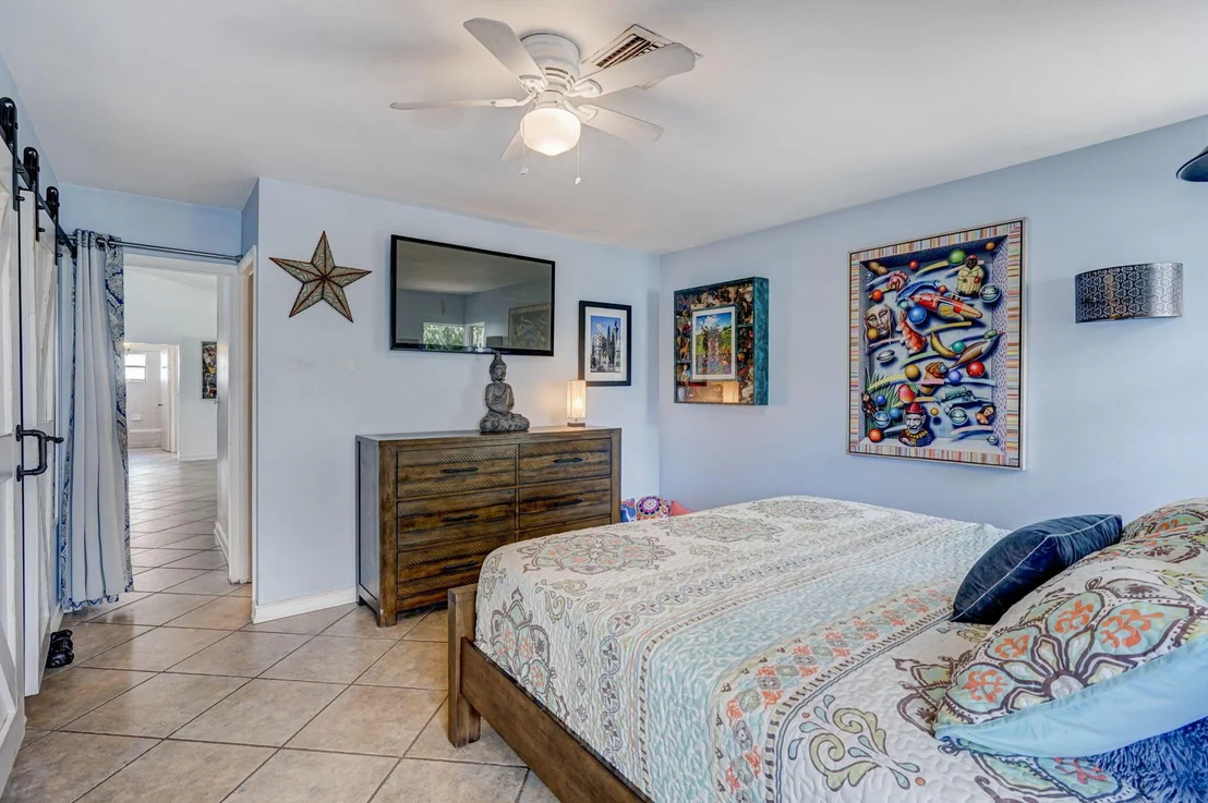 Photo of 128 Martin Circle